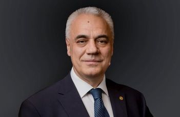 Darázs Lénárd tájékoztatója az ELTE és a HUN-REN Központ közötti stratégiai együttműködési megállapodás ügyében